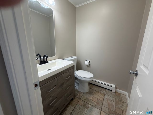 129 East Main Street B, Branford, CT 06405