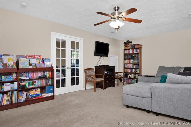 515 Pinevalley Ln, Cameron, NC 27332