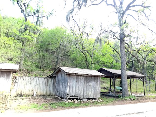 1113 Hidden Valley RD, Wimberley, TX 78676