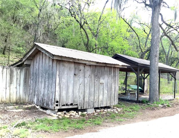 1113 Hidden Valley RD, Wimberley, TX 78676