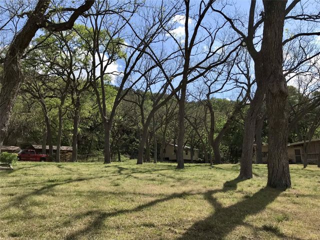 1113 Hidden Valley RD, Wimberley, TX 78676
