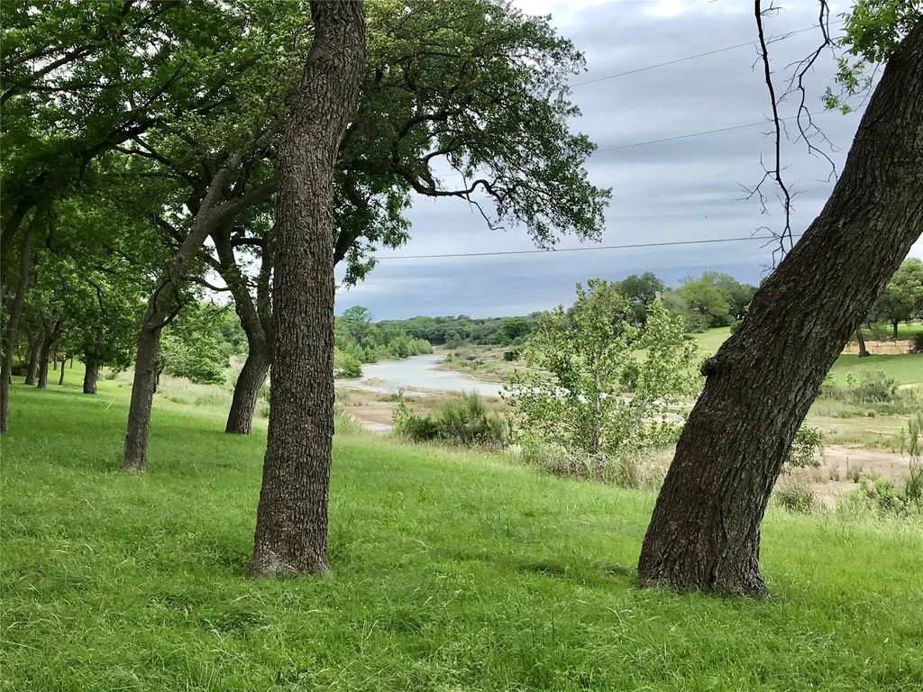 1113 Hidden Valley RD, Wimberley, TX 78676
