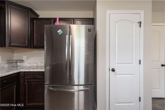 103 Easton Drive, Richlands, NC 28574