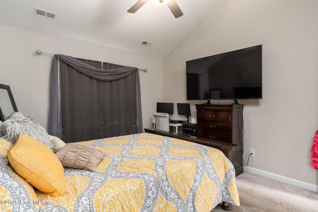 103 Easton Drive, Richlands, NC 28574