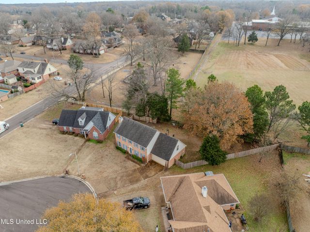 1779 Pecan Meadows Drive, Southaven, MS 38671