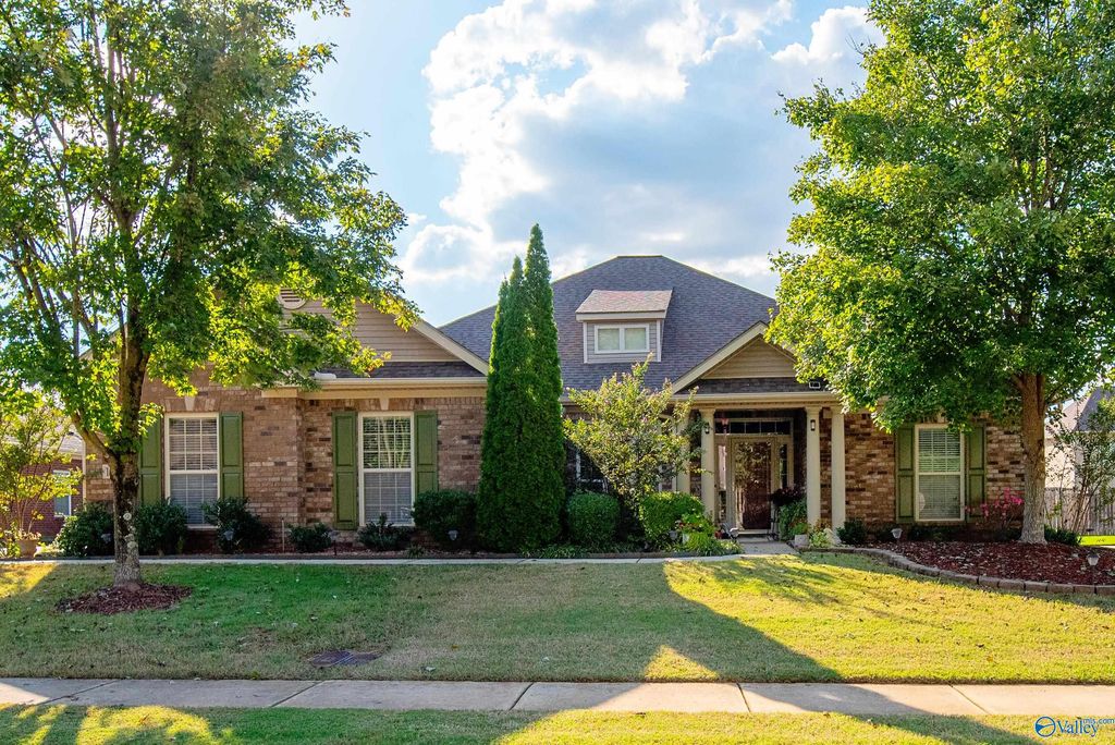 122 Sage Willow Drive SW, Madison, AL 35756