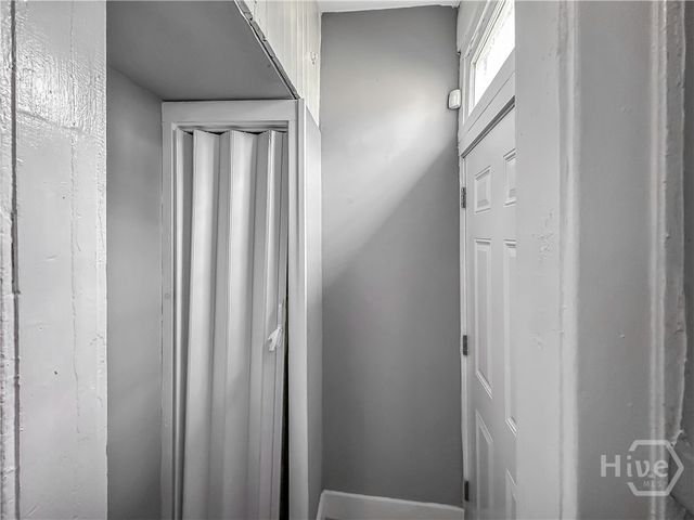 607 E 37th Street, Savannah, GA 31401