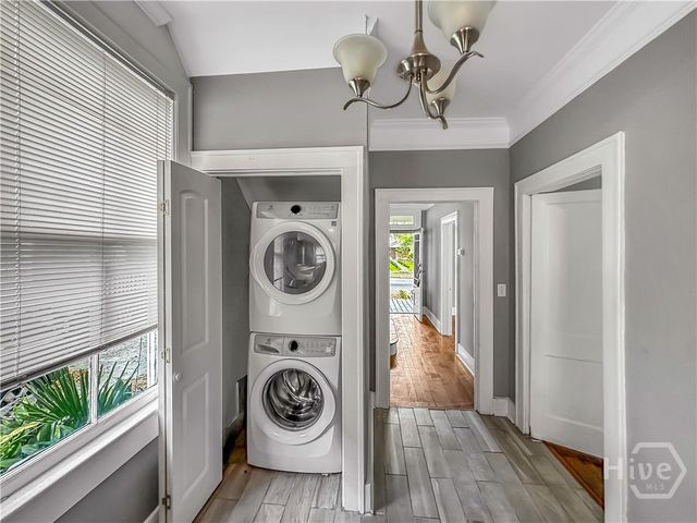 607 E 37th Street, Savannah, GA 31401