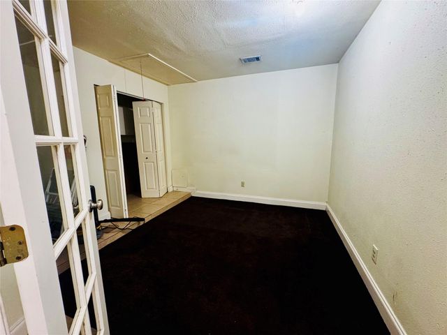 17118 Amber Ridge Drive, Sugar Land, TX 77498