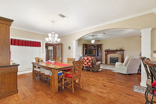 4141 Farm Road 2820, Sumner, TX 75486