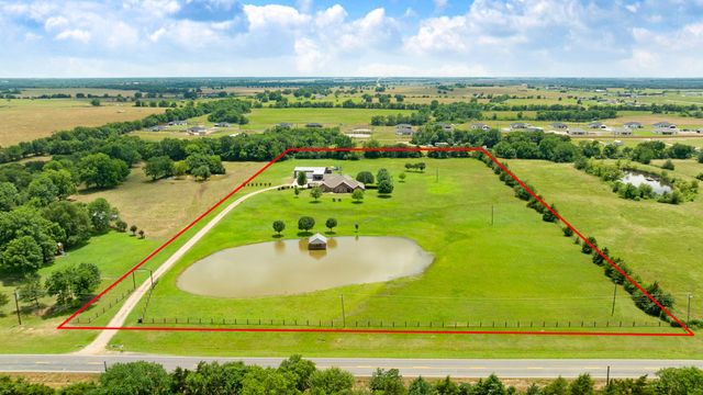4141 Farm Road 2820, Sumner, TX 75486