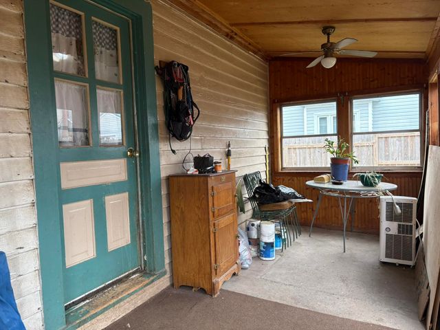 617 Commercial AVE, Clifton Forge, VA 24422