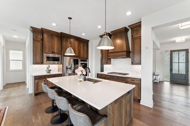 6336 Yuma Lane N, Maple Grove, MN 55311