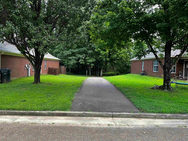 1182 COLLIERVILLE-ARLINGTON RD, Collierville, TN 38017