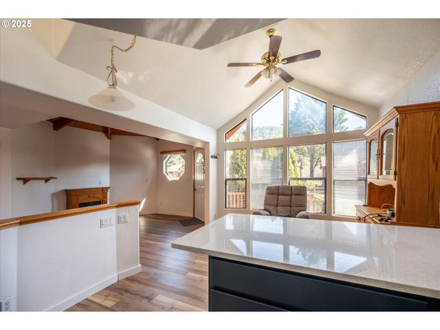97748 N BANK CHETCO RIVER Rd 12, Brookings, OR 97415