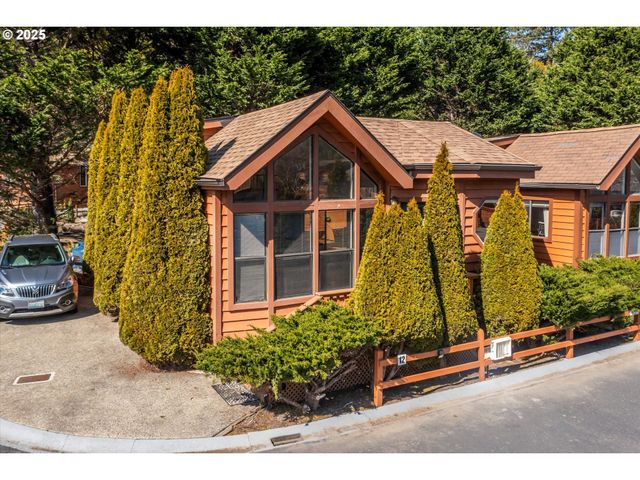 97748 N BANK CHETCO RIVER Rd 12, Brookings, OR 97415