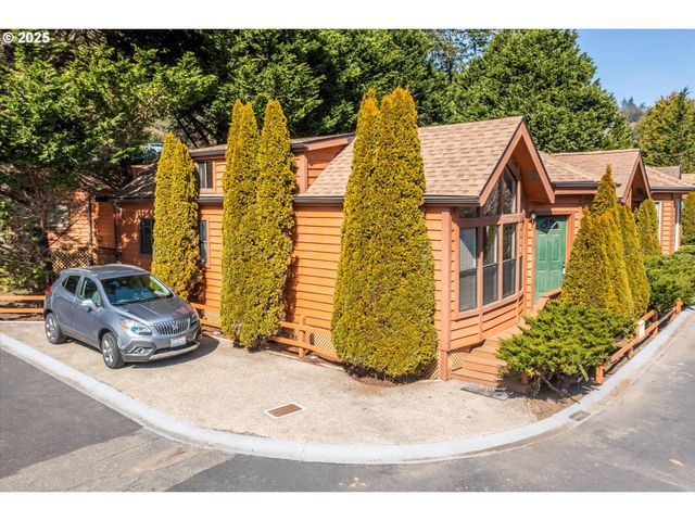 97748 N BANK CHETCO RIVER Rd 12, Brookings, OR 97415
