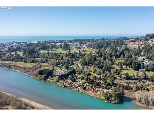 97748 N BANK CHETCO RIVER Rd 12, Brookings, OR 97415