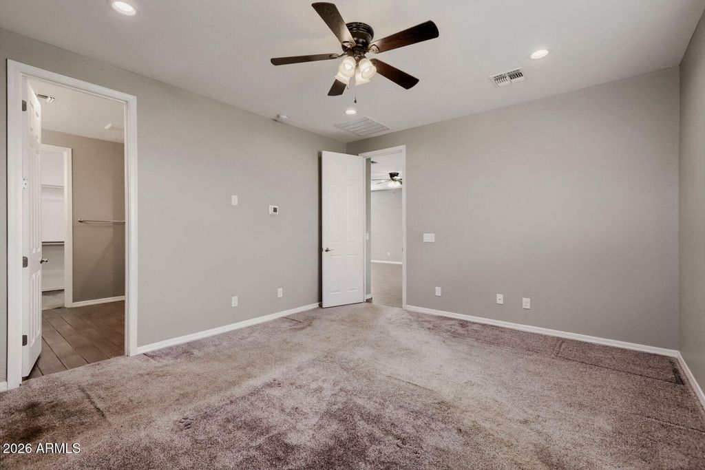 Image 10 of property listing at 18050 W ELIZABETH Avenue, Goodyear, AZ 85338