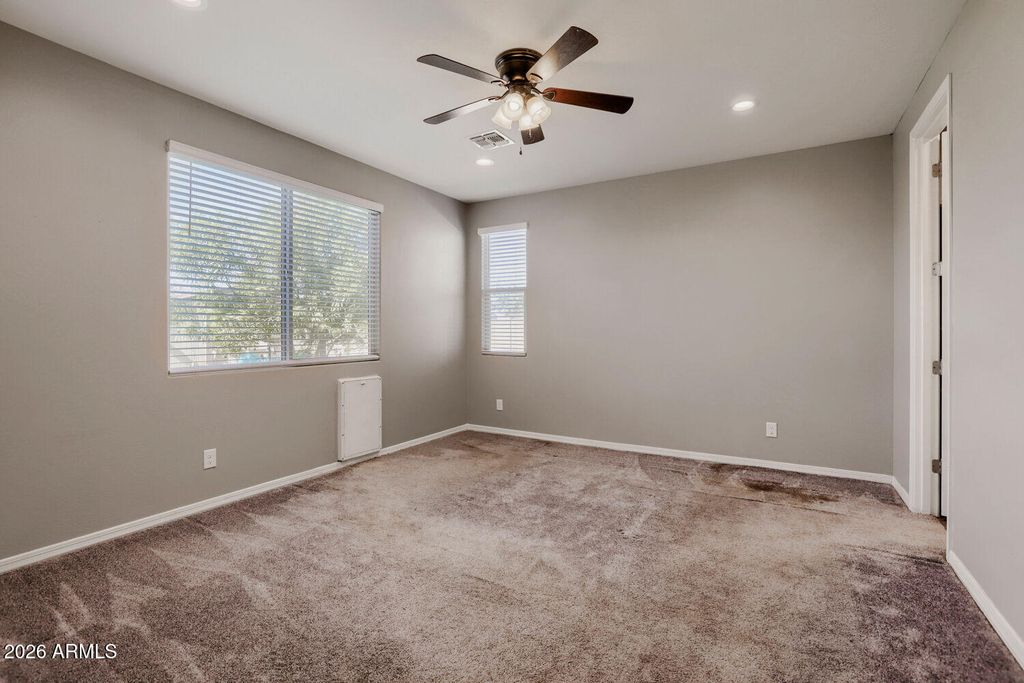 Image 15 of property listing at 18050 W ELIZABETH Avenue, Goodyear, AZ 85338