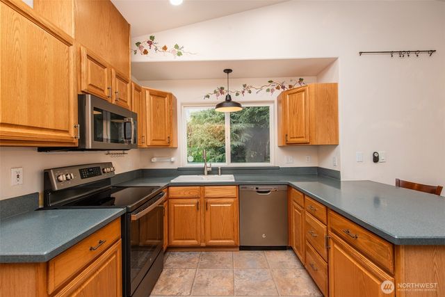 315 Dungeness Meadows, Sequim, WA 98382