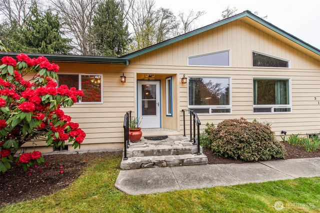 315 Dungeness Meadows, Sequim, WA 98382