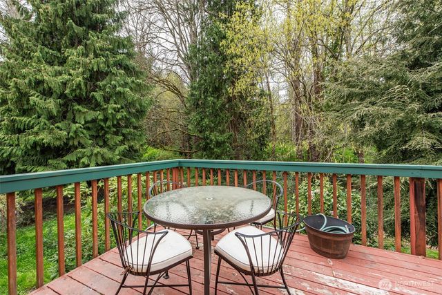 315 Dungeness Meadows, Sequim, WA 98382