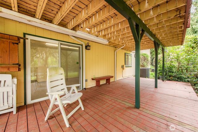 315 Dungeness Meadows, Sequim, WA 98382