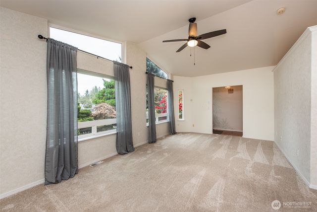 315 Dungeness Meadows, Sequim, WA 98382