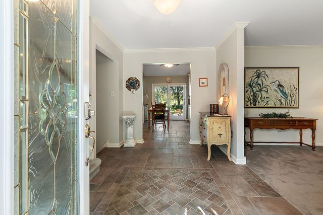 581 Aberdeen Road, Frankfort, IL 60423