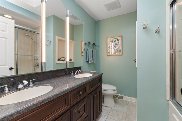 581 Aberdeen Road, Frankfort, IL 60423