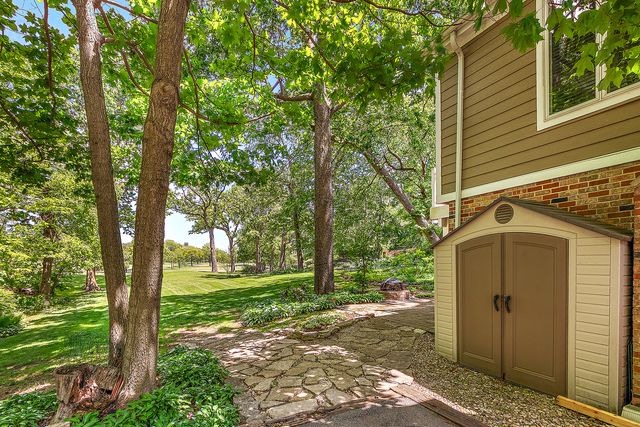 581 Aberdeen Road, Frankfort, IL 60423