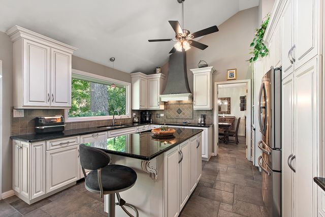 581 Aberdeen Road, Frankfort, IL 60423