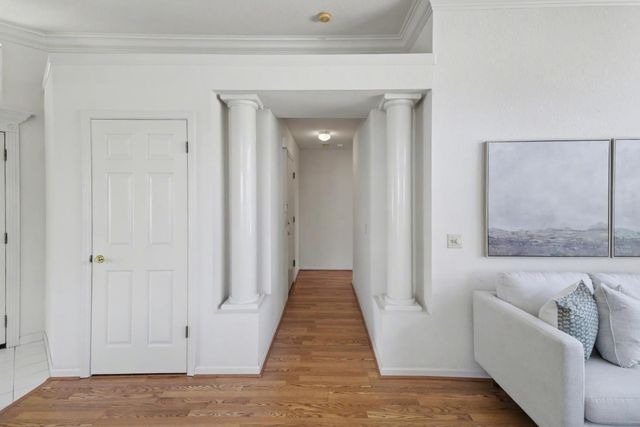 6813 Desta Ct, Elk Grove, CA 95758