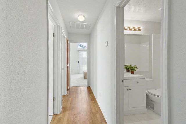 6813 Desta Ct, Elk Grove, CA 95758