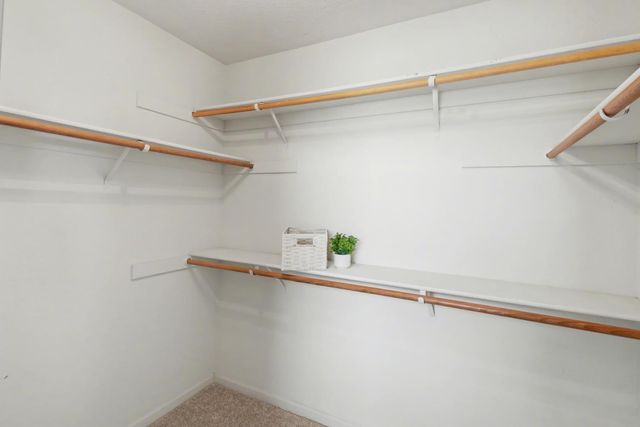 6813 Desta Ct, Elk Grove, CA 95758