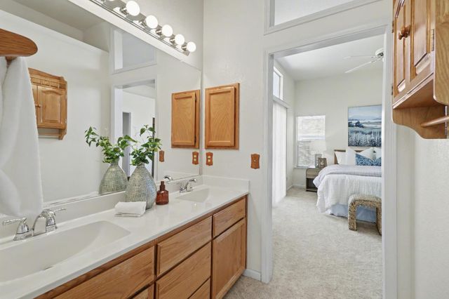 6813 Desta Ct, Elk Grove, CA 95758