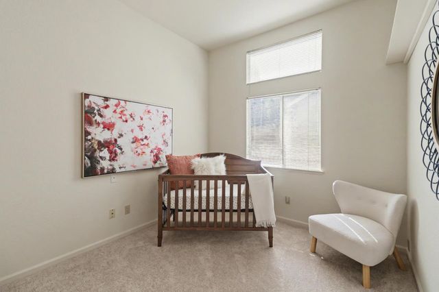 6813 Desta Ct, Elk Grove, CA 95758