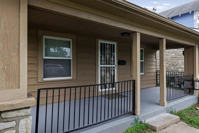 3929 Euclid Avenue, Kansas City, MO 64130