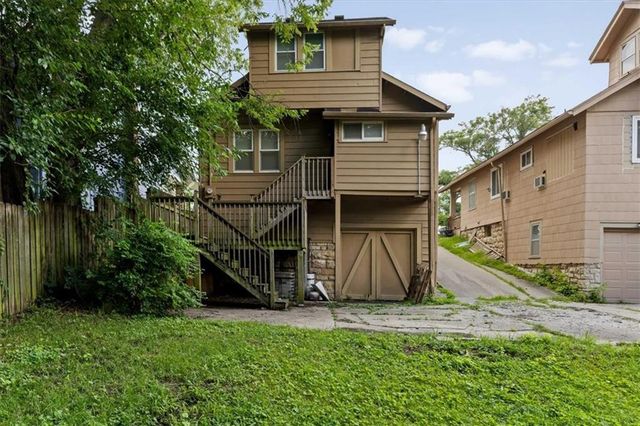 3929 Euclid Avenue, Kansas City, MO 64130