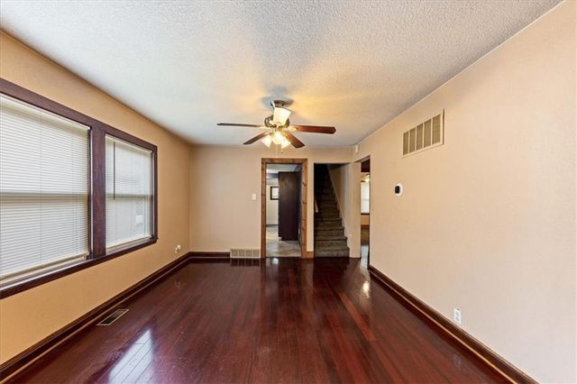 3929 Euclid Avenue, Kansas City, MO 64130