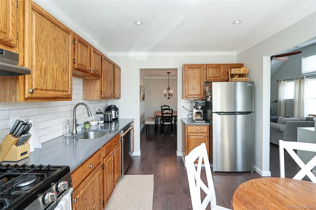 20-22 Broadlawn Drive, Central Islip, NY 11722