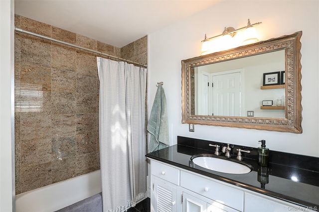 20-22 Broadlawn Drive, Central Islip, NY 11722