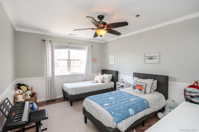 20-22 Broadlawn Drive, Central Islip, NY 11722