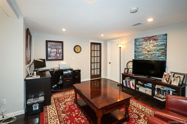 20-22 Broadlawn Drive, Central Islip, NY 11722