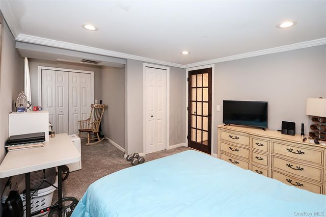 20-22 Broadlawn Drive, Central Islip, NY 11722