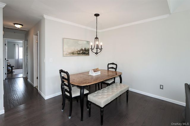 20-22 Broadlawn Drive, Central Islip, NY 11722