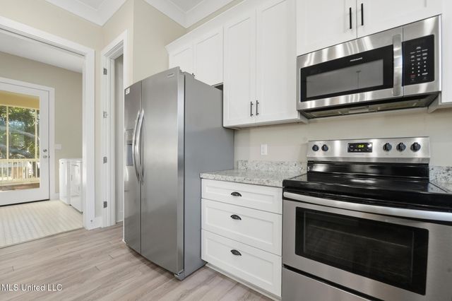 105 Adrienne Court, Waveland, MS 39576