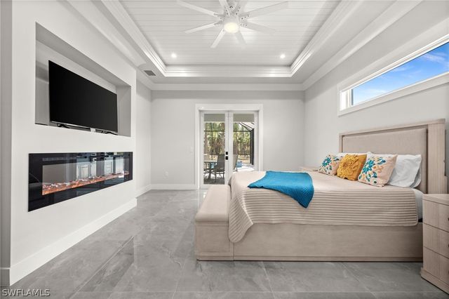 3234 10th AVE NE, Naples, FL 34120