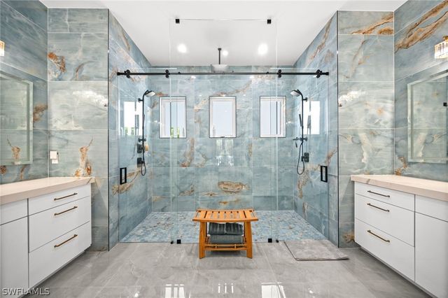 3234 10th AVE NE, Naples, FL 34120